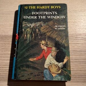 Franklin W. Dixon’s “Footprints Under the Windows” - The Hardy Boys #12